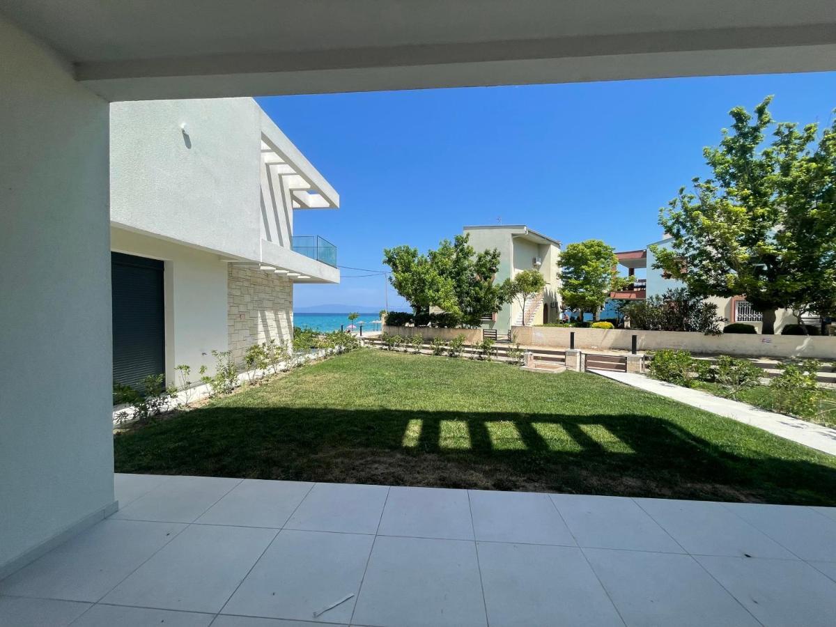 Villa Dahlia By The Sea โปไลโครโน ภายนอก รูปภาพ